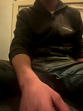 Snapshot of 420boy__ chatting on 10-24-25, 04:47 420boy online show from 10-24-25, 04:47