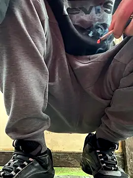 Snapshot of 420boy__ chatting on 11-02-25, 03:25 420boy online show from 11-02-25, 03:25