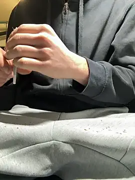 Snapshot of 420boy__ chatting on 11-06-25, 09:15 420boy online show from 11-06-25, 09:15