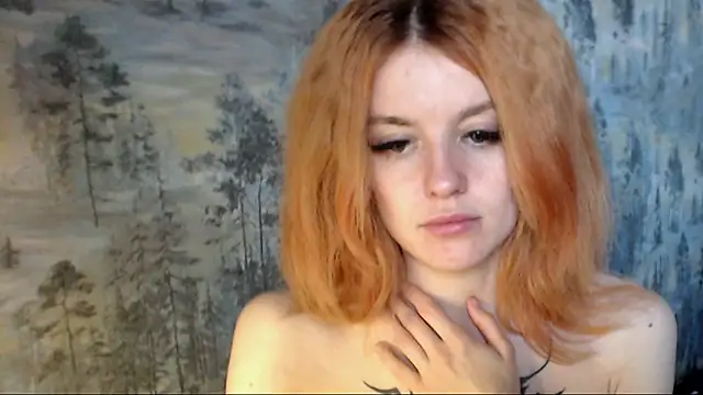 Snapshot of __Elina__ chatting on 09-30-25, 05:34 Elina online show from 09-30-25, 05:34