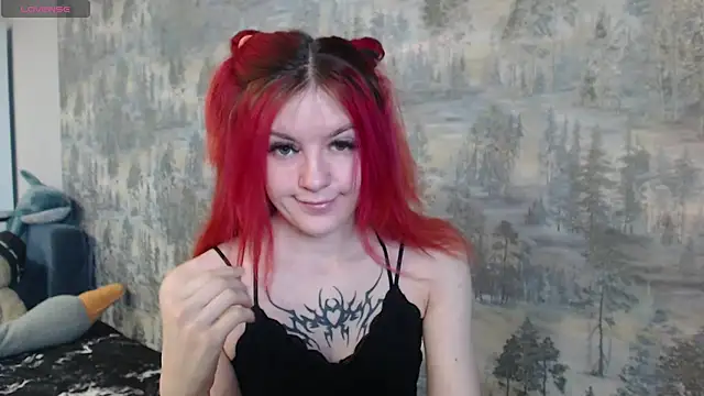 Snapshot of __Elina__ chatting on 10-30-25, 05:20 Elina online show from 10-30-25, 05:20