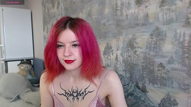 Snapshot of __Elina__ chatting on 11-05-25, 05:40 Elina online show from 11-05-25, 05:40