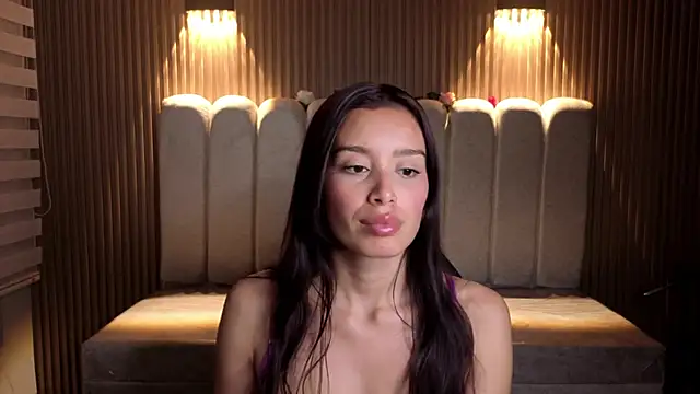 Snapshot of _Mia_Evans_1 chatting on 04-21-26, 07:39 Mia Evans 1 online show from 04-21-26, 07:39