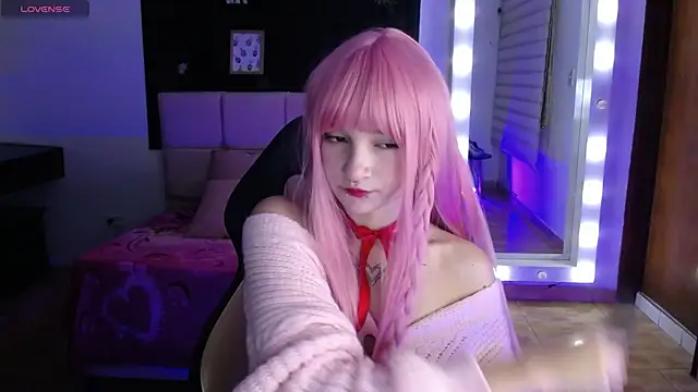  Charlotte Collins  online show from 12-05-25, 02:36