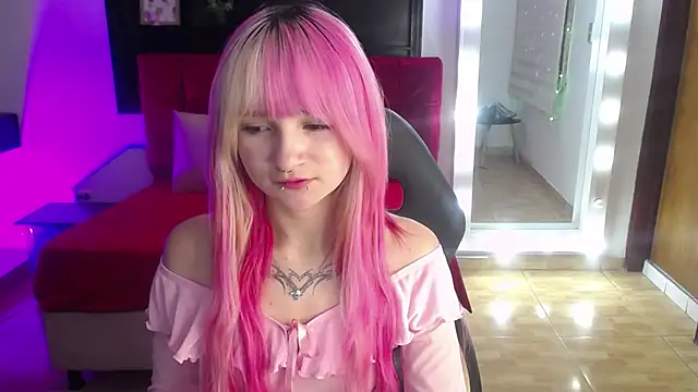  Charlotte Collins  online show from 05-30-26, 03:20