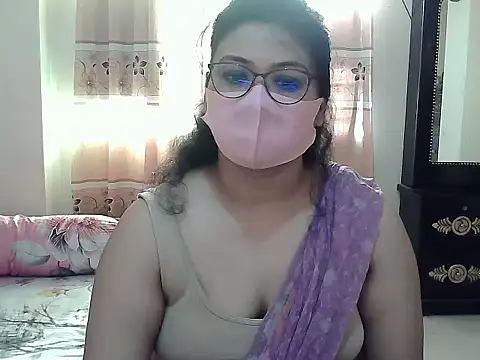 Elena cruz5 online show from 10-28-25, 01:53