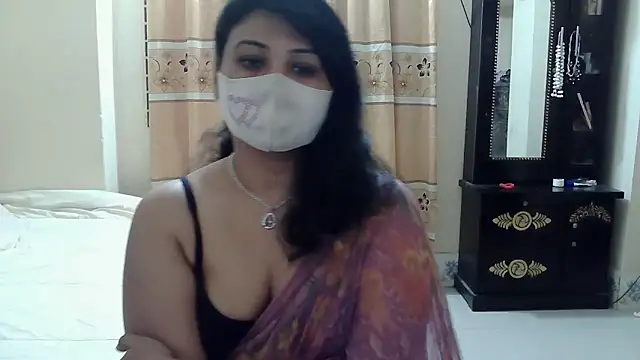 Elena cruz5 online show from 11-18-25, 05:06