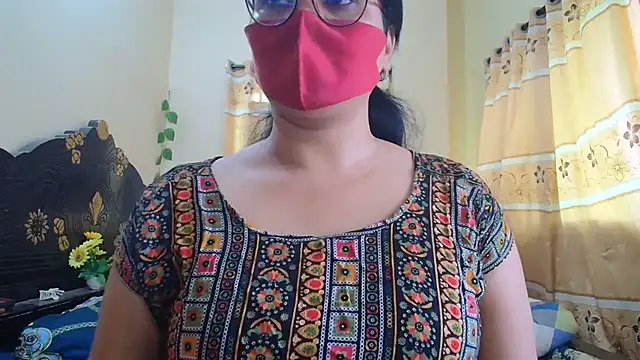 Elena cruz5 online show from 04-18-26, 06:28