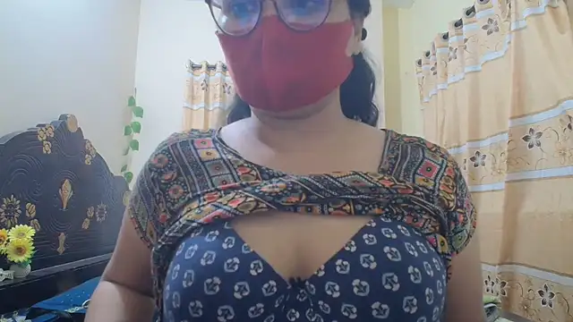 Elena cruz5 online show from 04-21-26, 03:50