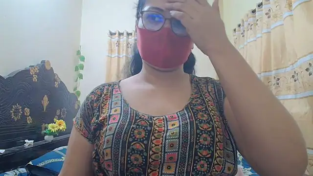 Elena cruz5 online show from 04-22-26, 05:14