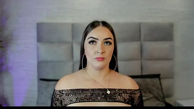 lea walkerr online show from 09-08-25, 07:24