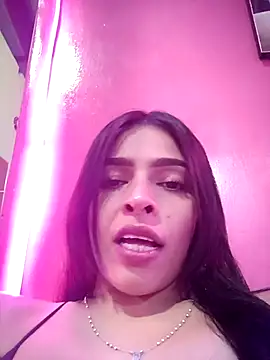 SaraBust online show from 09-24-25, 05:16