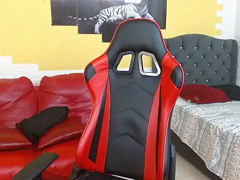 bull cam online show from 10-16-25, 07:48