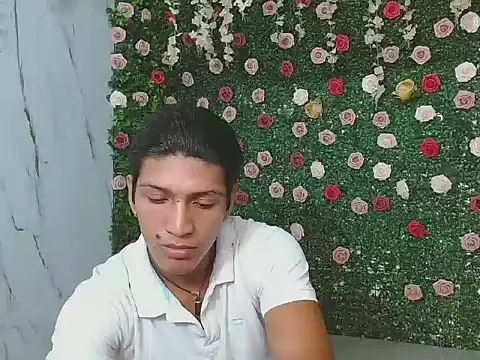 bull cam online show from 11-30-25, 03:05