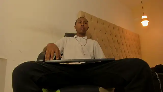 Snapshot of Jax_Maliq chatting on 11-08-25, 02:23 Jax Maliq online show from 11-08-25, 02:23