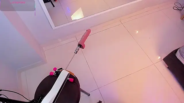 Snapshot of Mia_Valentine_ chatting on 11-07-25, 10:21 Mia Valentine online show from 11-07-25, 10:21