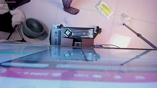 Snapshot of Mia_Valentine_ chatting on 11-25-25, 08:31 Mia Valentine online show from 11-25-25, 08:31