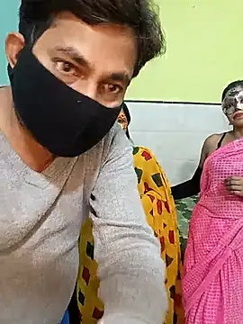 Snapshot of kamini_bhabhi chatting on 12-15-25, 04:22 kamini bhabhi online show from 12-15-25, 04:22