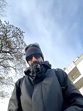 Moan King online show from 11-22-25, 12:04