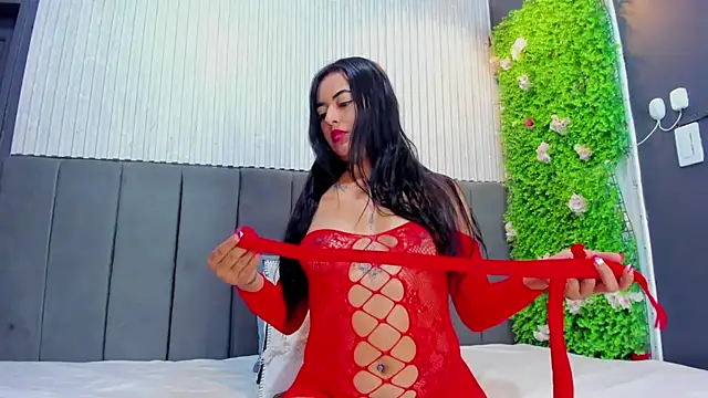 Skarlett hot  online show from 11-22-25, 12:37