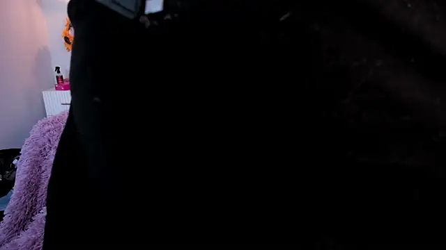 Nina Ford online show from 04-23-26, 03:19