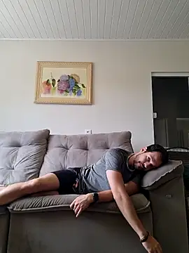 Snapshot of dancaEstrip chatting on 09-11-25, 03:56 dancaEstrip online show from 09-11-25, 03:56