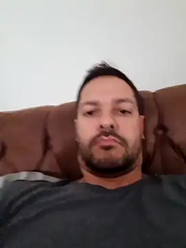 Snapshot of dancaEstrip chatting on 09-30-25, 04:23 dancaEstrip online show from 09-30-25, 04:23