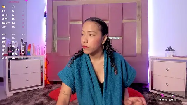 AikoSnow online show from 10-02-25, 05:20