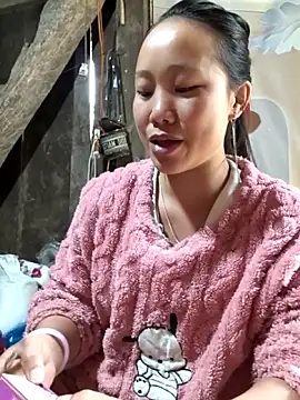 Snapshot of liu-liusexy chatting on 04-29-26, 01:43 liu-liusexy online show from 04-29-26, 01:43