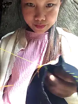Snapshot of liu-liusexy chatting on 05-05-26, 03:03 liu-liusexy online show from 05-05-26, 03:03
