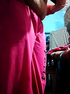 Deepa hott online show from 10-28-25, 10:45