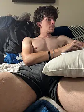 Snapshot of conradical18 chatting on 09-24-25, 02:26 conradical18 online show from 09-24-25, 02:26