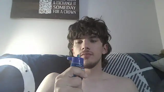 Snapshot of conradical18 chatting on 10-02-25, 05:09 conradical18 online show from 10-02-25, 05:09