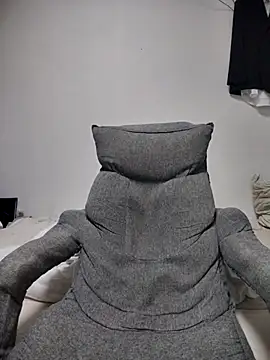 Snapshot of sho1101music chatting on 10-06-25, 12:13 sho1101music online show from 10-06-25, 12:13