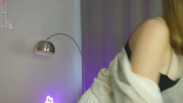 Lina Glow online show from 09-19-25, 06:26