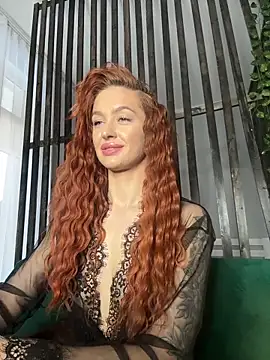 LittleFox    online show from 02-12-26, 07:03