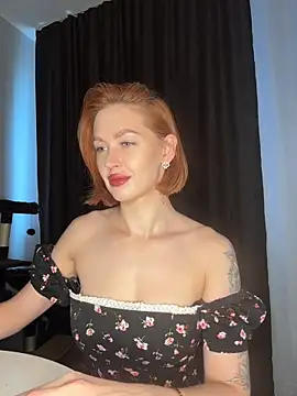 Snapshot of LittleFox___ chatting on 05-29-26, 06:55 LittleFox online show from 05-29-26, 06:55