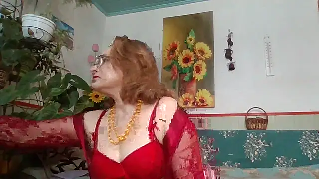 Snapshot of ZhannaLove480 chatting on 02-18-26, 10:00 ZhannaLove480 online show from 02-18-26, 10:00