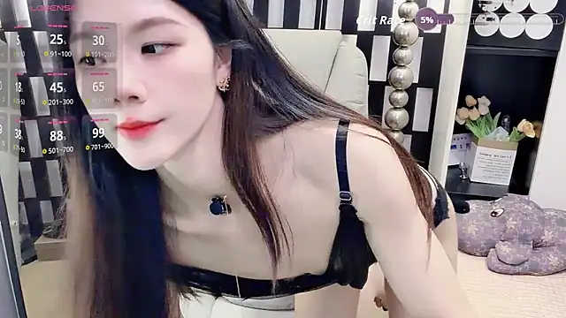 Yueyue-MM online show from 04-26-26, 01:47