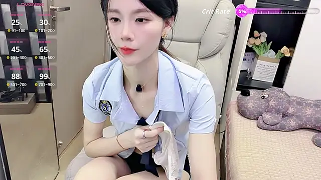 Yueyue-MM online show from 04-27-26, 02:04