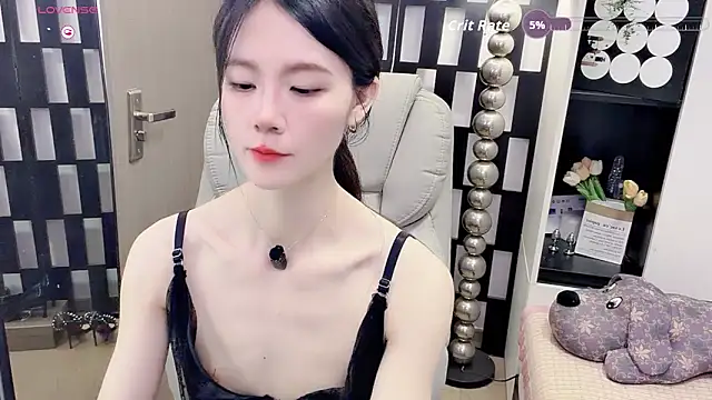 Snapshot of Yueyue-MM chatting on 05-20-26, 02:12 Yueyue-MM online show from 05-20-26, 02:12