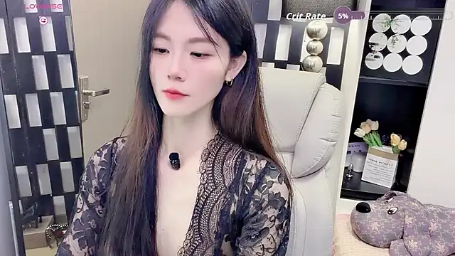 Snapshot of Yueyue-MM chatting on 05-27-26, 12:40 Yueyue-MM online show from 05-27-26, 12:40