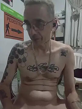 dinho carioca online show from 03-24-26, 04:28