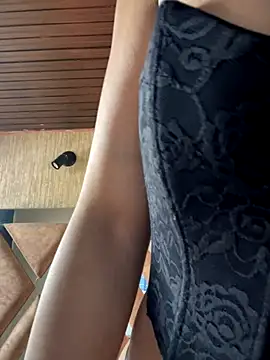 Laila Pink online show from 11-04-25, 07:35