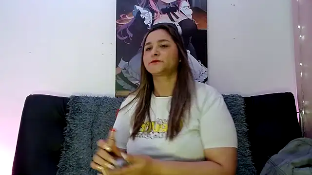 Snapshot of LAHILA_COOPERR chatting on 11-17-25, 12:22 LAHILA COOPERR online show from 11-17-25, 12:22