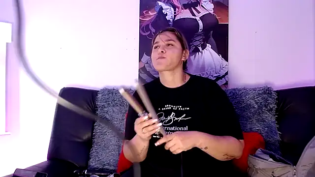 Snapshot of LAHILA_COOPERR chatting on 11-20-25, 12:16 LAHILA COOPERR online show from 11-20-25, 12:16