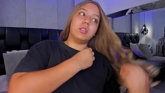 SadieFoster online show from 09-25-25, 02:10