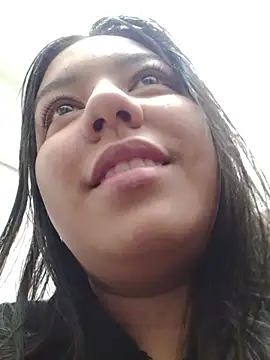 SadieFoster online show from 10-24-25, 01:51