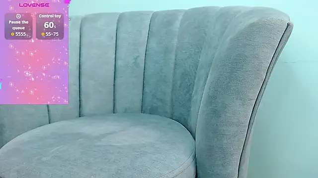 akisha lims26 online show from 10-13-25, 01:00