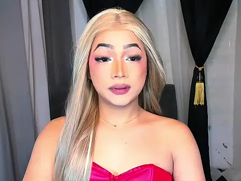 Snapshot of WenceSmith chatting on 10-09-25, 12:58 WenceSmith online show from 10-09-25, 12:58